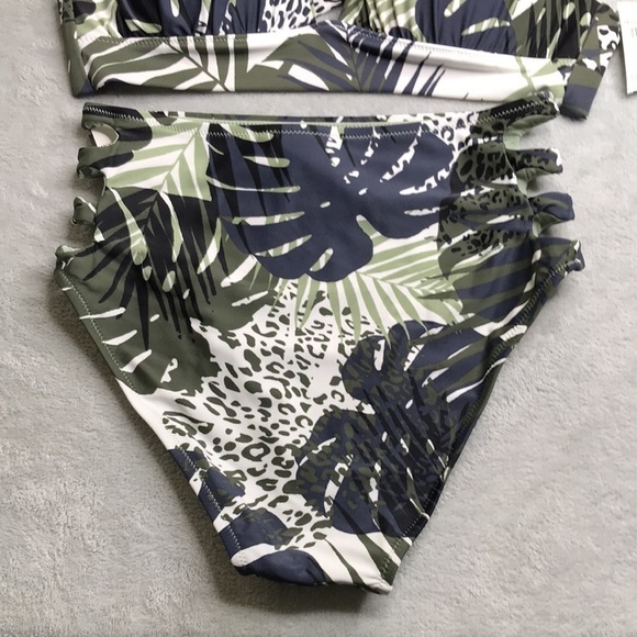 Bar III Tropical Print Bikini Women's size Small New - Picture 7 of 13